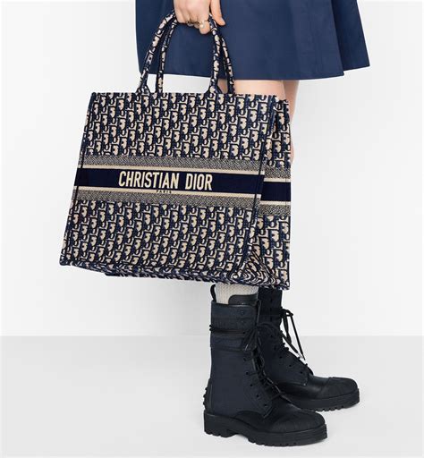 Dior Tote Bags For Women .